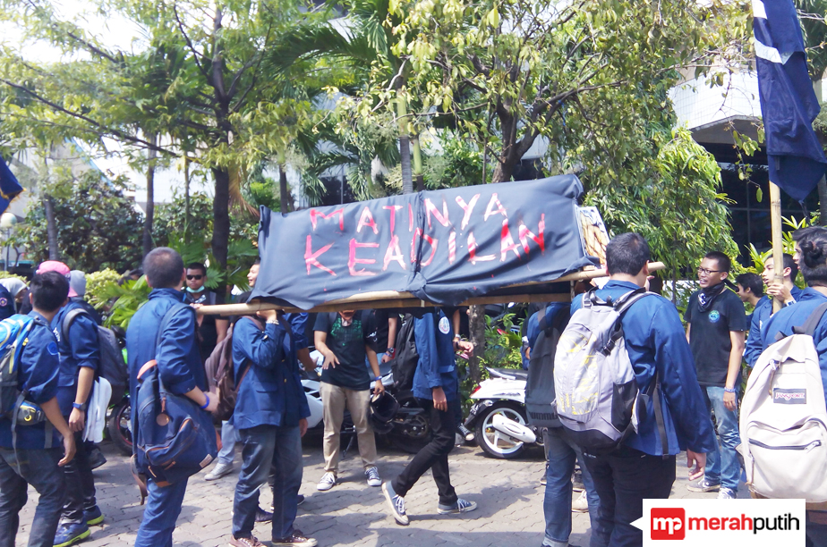 Peringatan 12 Mei 1998, 3000 Mahasiswa Trisakti Turun ke Jalan