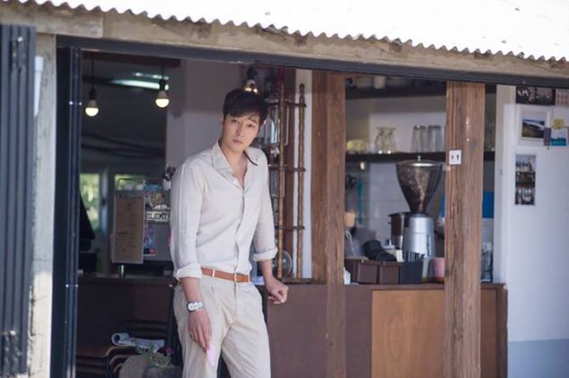 So Ji Sub Tampil Jadi Kameo di Drama “Agreeably Warm”