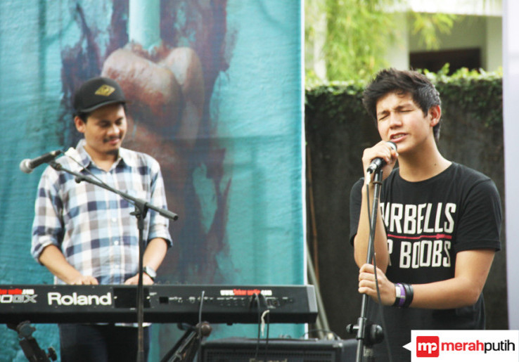 Dul dan Naufal Duet Bareng 