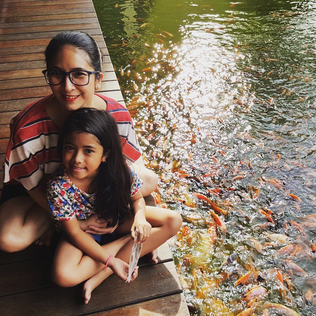 Novita Anggie Didik Anak Tanpa