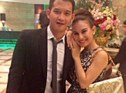 Foto Mesra Irish Bella dan Rezky Aditya