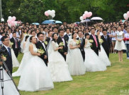 86 Pasangan Nikah Massal saat Rayakan Ulang Tahun Kampus