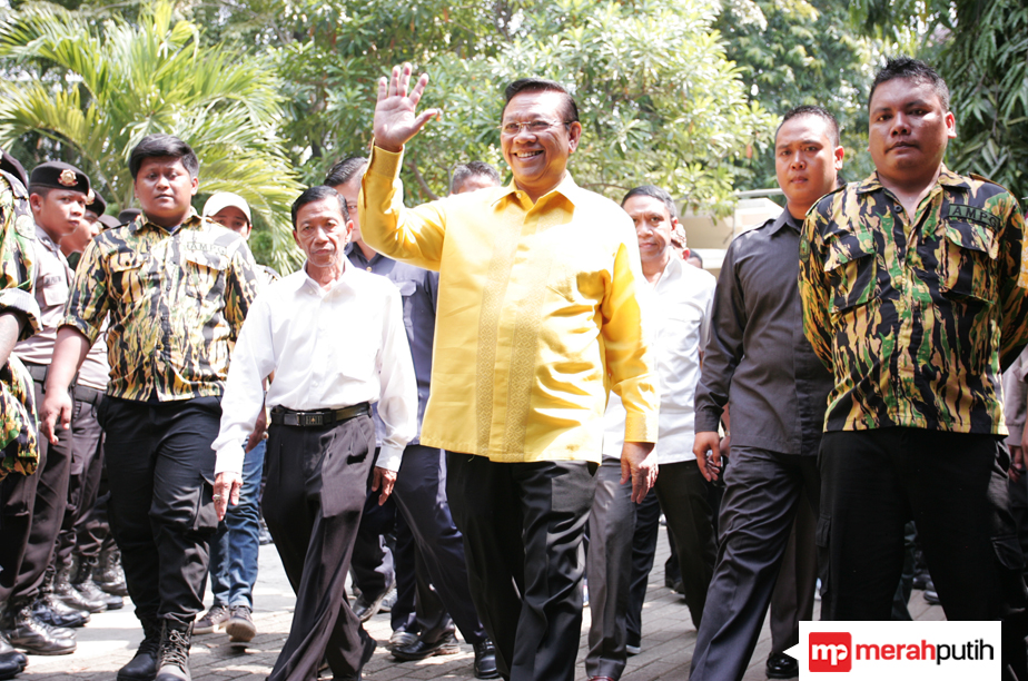 Persiapkan Pilkada, Agung Laksono Abaikan Putusan PTUN