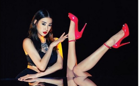 Tiffany SNSD Tampil Hot Bersama Allure