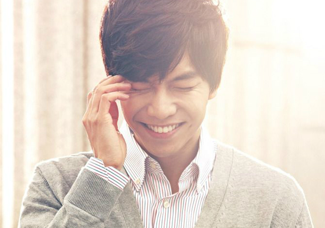 Lee Seung Gi Rilis Album Baru Juni Mendatang