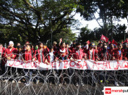 Dituntut Mundur Ribuan Mahasiswa, Jokowi Kabur ke Malang