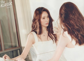 Krystal f(x) Tampil Menggoda