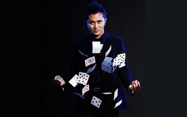 Demian Dicor Semen, Istri dan Ayah Cemas
