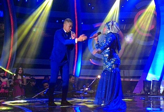 Heboh Duet Maut Irwan Sumenep dan Ratu Dangdut Elvy Sukaesih