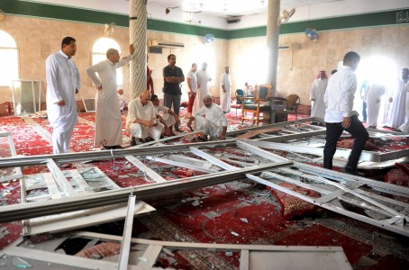 ISIS Klaim Serangan Bom Bunuh Diri di Masjid Syiah