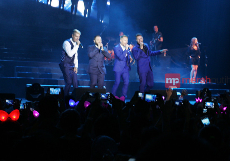 Kemeriahan Konser Boyzone di Jakarta 