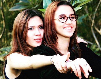 Dahlia Poland dan Michelle Joan Semakin Kompak