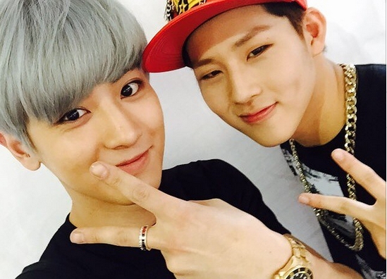Bentuk Dukungan Chanyeol EXO untuk Jooheon MONSTA X