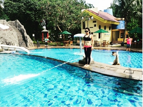 Mumu Traktir Jupe di Snow Bay 