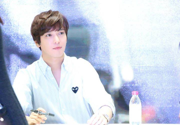 Jung Yong Hwa CNBLUE Akan Tampil dalam Acara 'Happy Camp' di Tiongkok