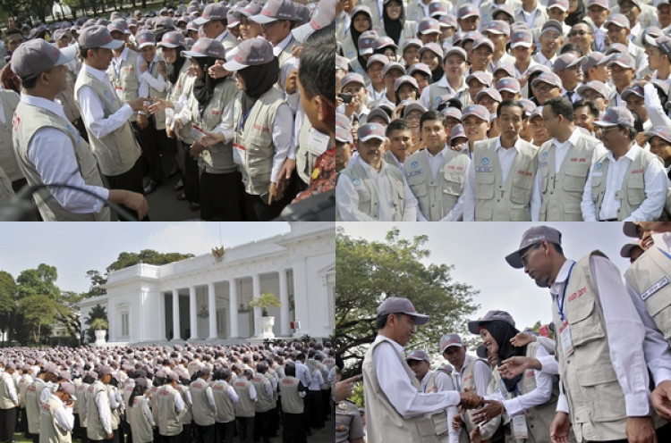 Jokowi Lepas 798 Guru Garis Depan di Istana