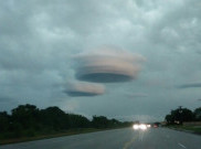 Setelah Suara Mirip Terompet di Langit, Muncul Awan Misterius