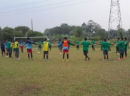 Pieter Huistra Berikan Semangat pada Timnas U-16 dan U-19