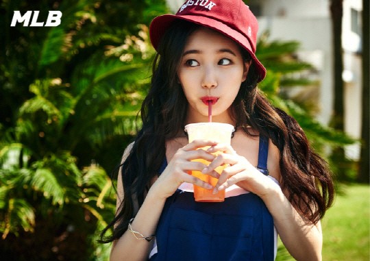 Foto Seksi Liburan Suzy Miss A di Pantai