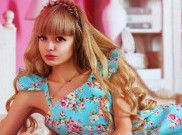 Wanita Secantik Barbie Tanpa Operasi