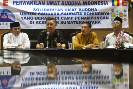 Rhoma Irama Desak Pemerintah Lebih Serius Bantu Rohingya