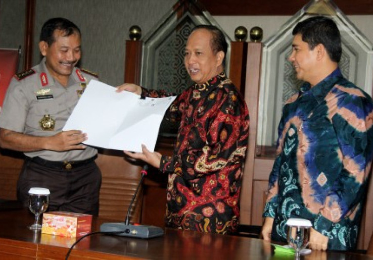 Komisi X Minta Kasus Ijazah Palsu Dituntaskan