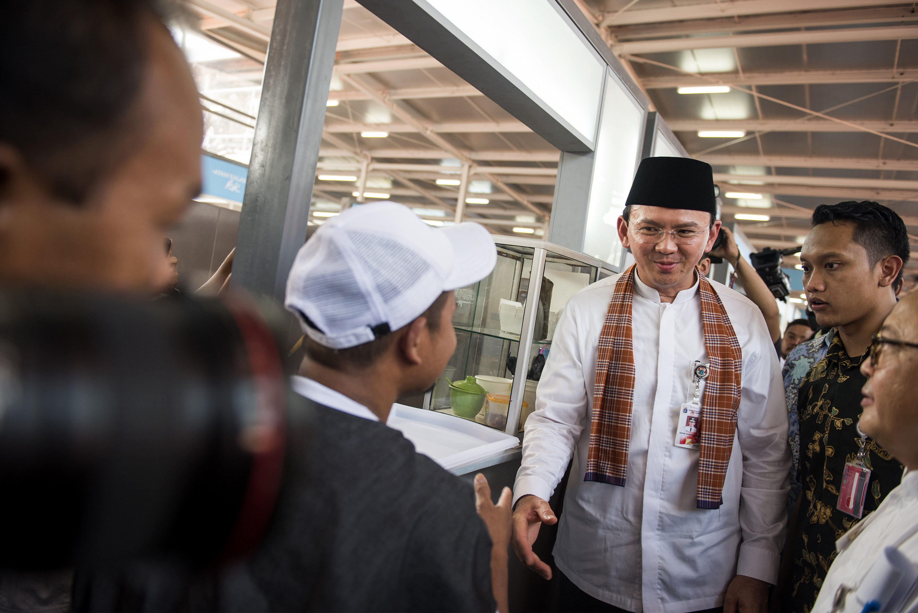 Warga Kampung Pulo Sebut Gubernur Ahok Preman