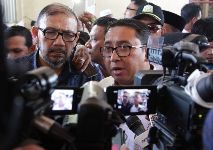 Pengacara RA Sebut SB Layani Anggota Dewan, Fadli Zon Berang