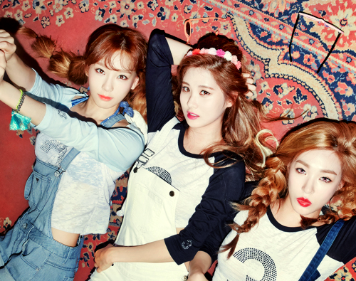 Aksi Konyol Taeyeon, Tiffany dan Seohyun SNSD