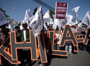 Ikut Demo HTI, Seorang Wanita Tak Paham Khilafah