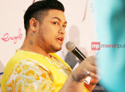 Ibunda Ivan Gunawan Ingin Ayu Ting Ting Jadi Menantunya 