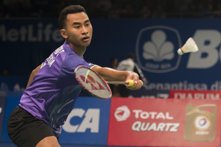 Tommy Sugiarto Kalahkan Lin Dan di Indonesia Open Superseries Premier 2015