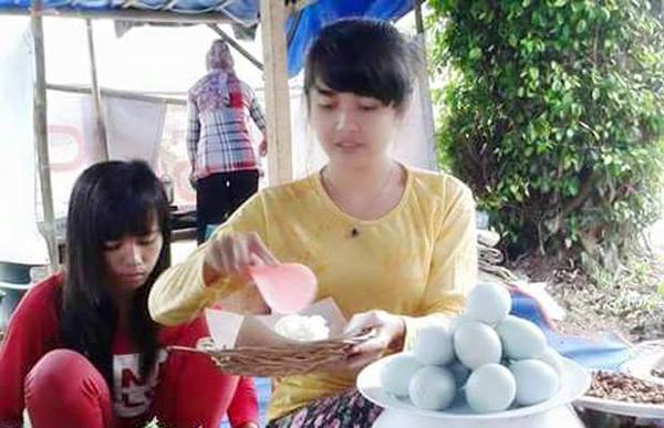 Penjual Pecel Super Cantik Mirip Nabilah JKT48 Bikin Heboh Netizen