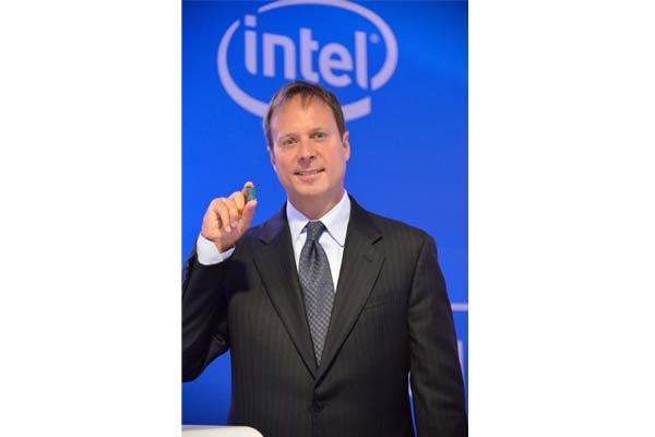 Intel Berkembang ke Arah Industri Mobile