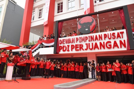 Politisi PDIP Sebut Jokowi Tak Berwibawa