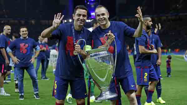Iniesta Lebih Senang Lihat Xavi Angkat Trofi Liga Champions