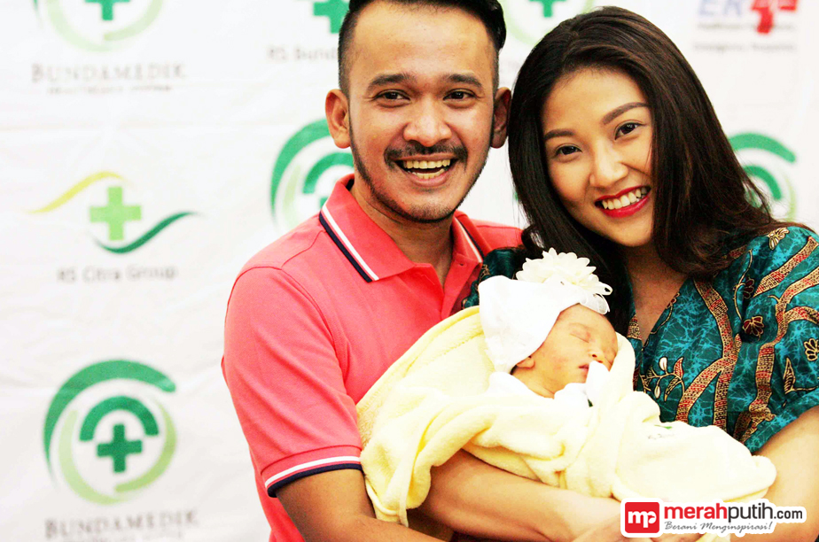 Ruben Onsu Bulan Madu dengan Istri dan Anak ke Bali