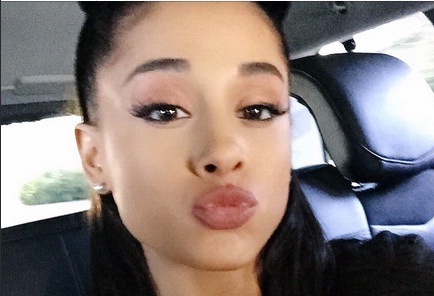 Ariana Grande Kesengsem dengan Niall Horan