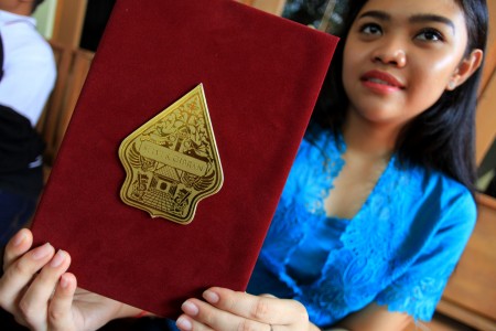 Tukang Becak Ikut Berpartisipasi di Acara Pernikahan Gibran dan Selvi