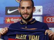Resmi Bela Barcelona, Aleix Vidal Bakal Gantikan Dani Alves
