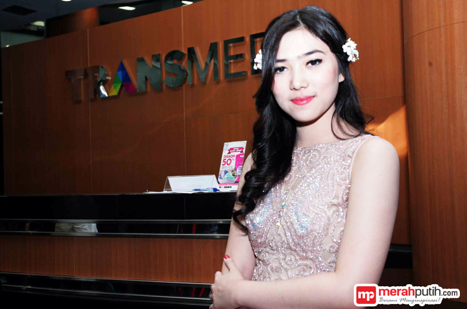 Isyana Sarasvati Raih Penghargaan di Inbox Awards 2015