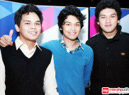 Personel The Overtunes Rela Gundul untuk Donasi Kanker