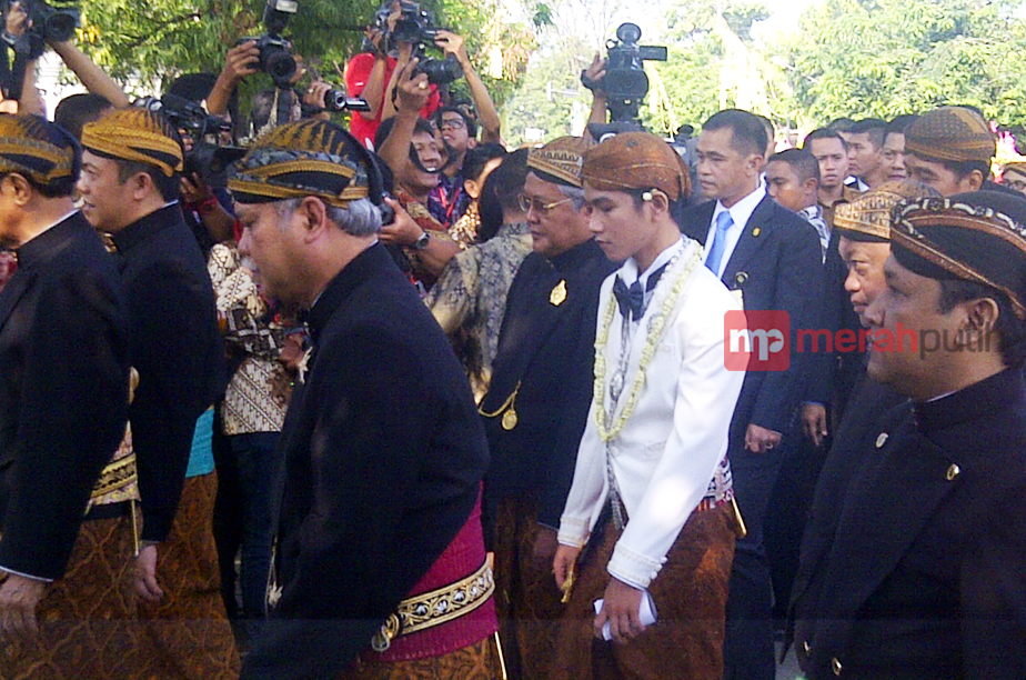 Sah, Gibran dan Selvi Jadi Suami Istri