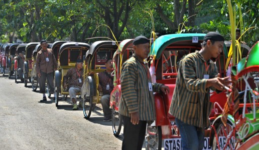 Sebelum Jokowi Bung Karno Sudah Lebih Dahulu Sapa Tukang Becak