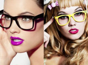 Tips Make Up untuk Wanita Berkacamata
