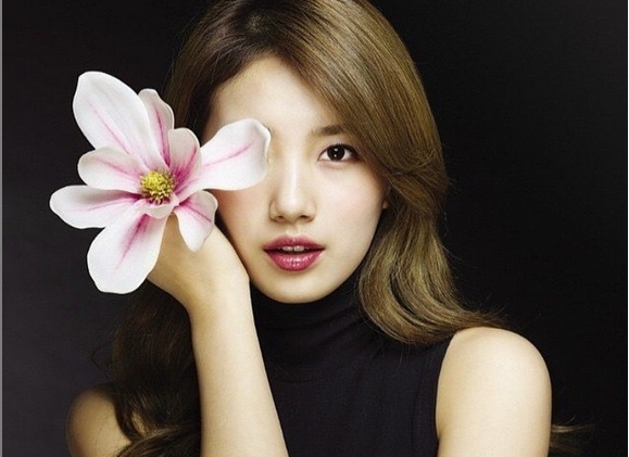 Suzy Miss A Pamer Hasil Sketsa Buatannya di Instagram