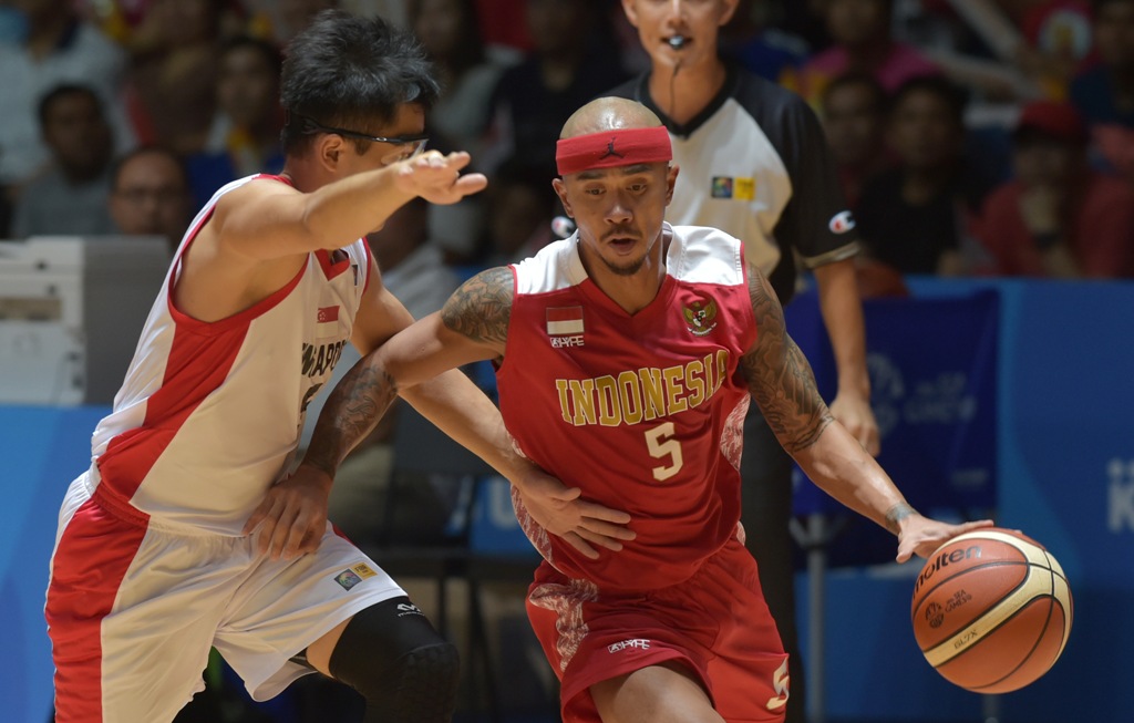 Aksi Atlet Basket Indonesia Bungkam Singapura di SEA Games 2015