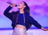 Ariana Grande Punya Pacar Baru? Siapa Yah Kira-Kira? 