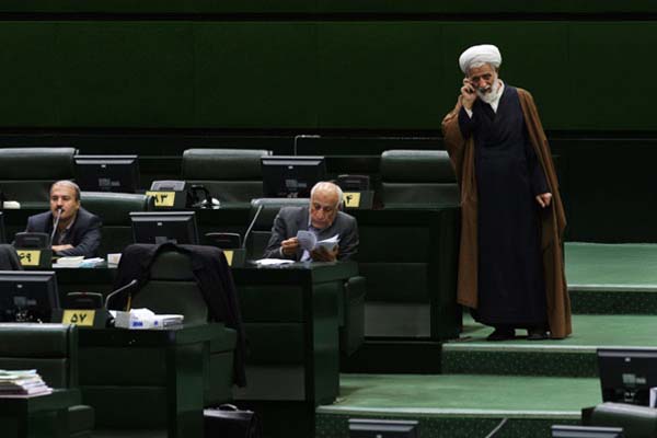 Pejabat Irak Tidak Takut Ponselnya Diretas