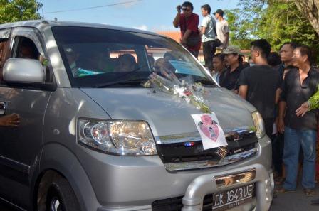 Jenazah Angeline Dilepas ke Peristirahatan Terakhir